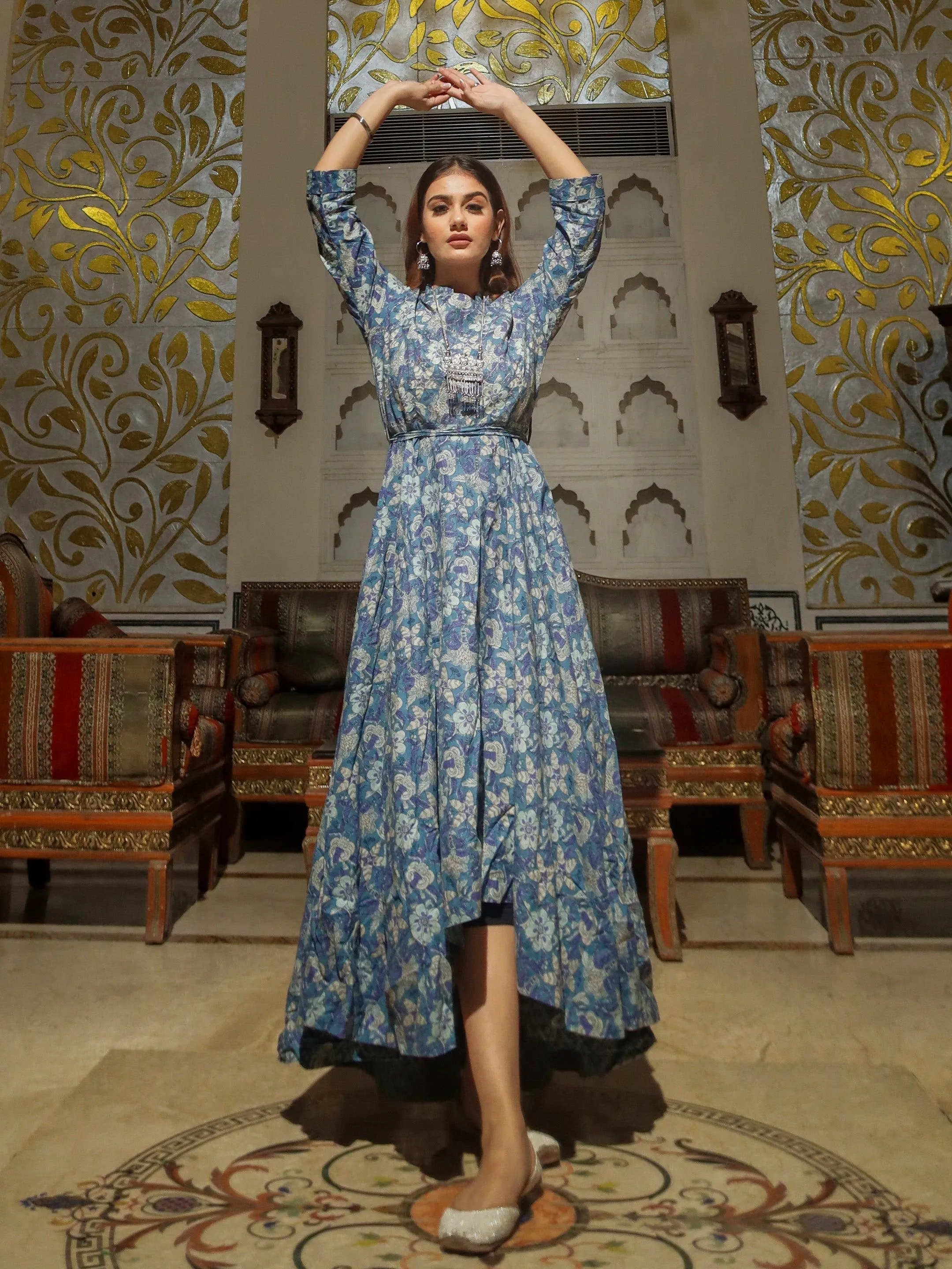 Divena Indigo Blue High Low Flared Kurta with Belt