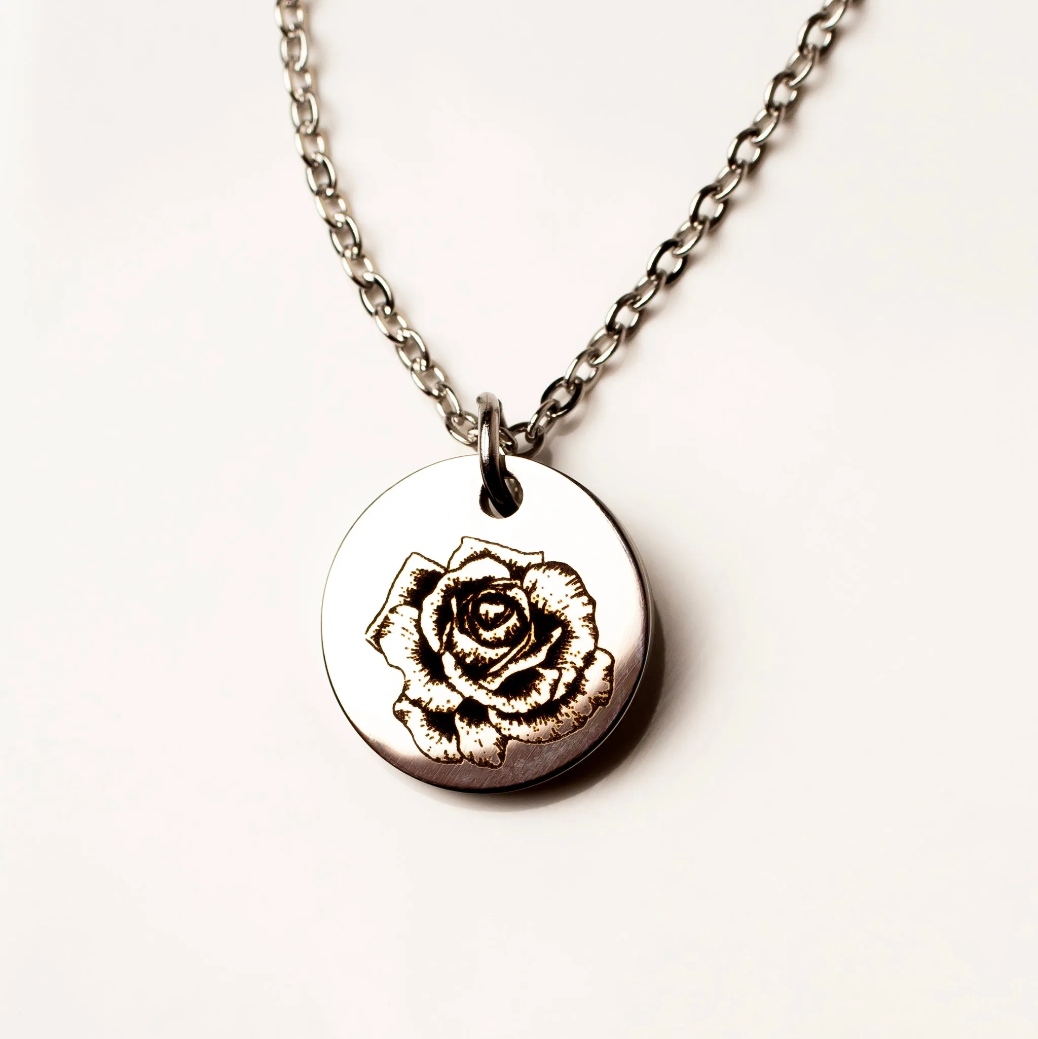 Fiore Engraved Birth Flower Necklace