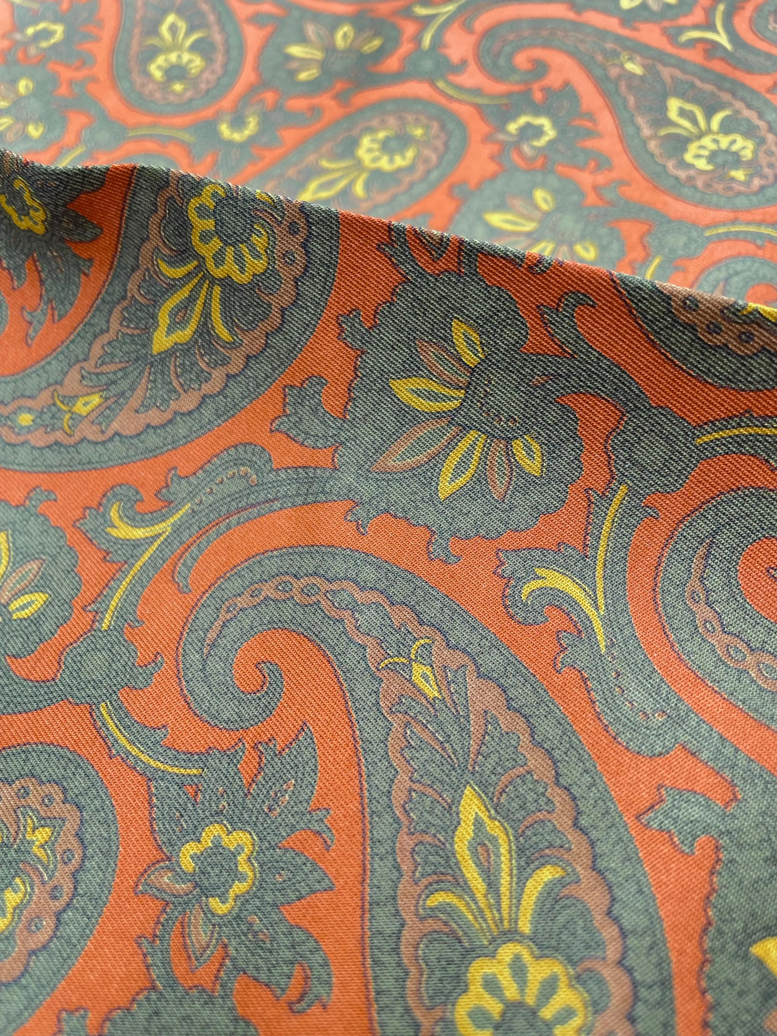 FRESH Paisley Silk Pocket Square in Orange