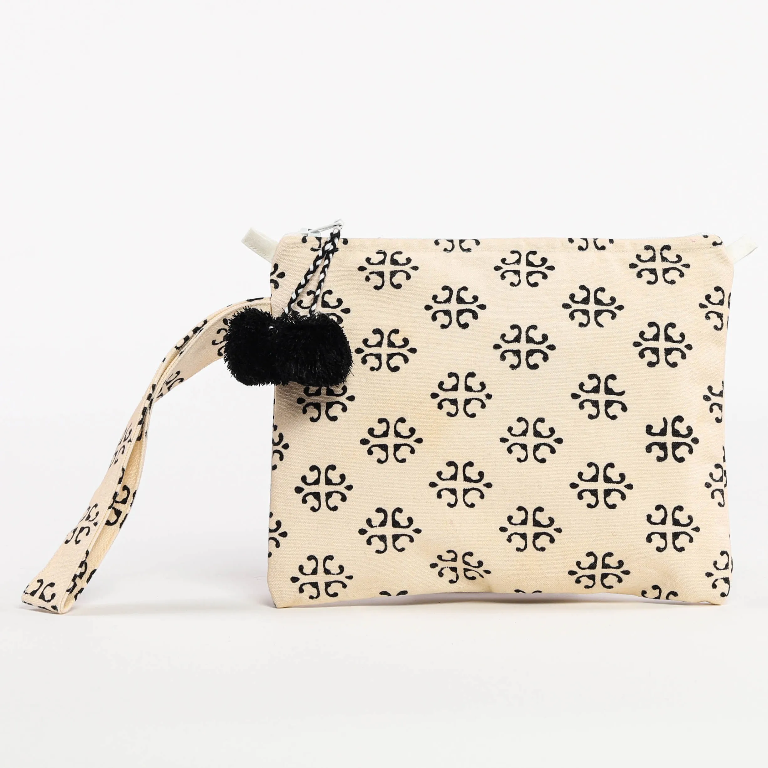 Glaucippe Pouch Bag