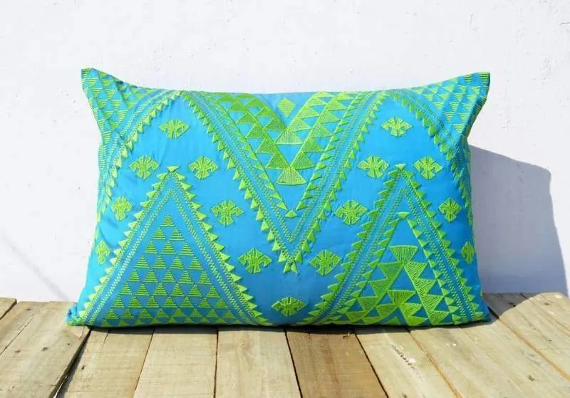 KIlim Pattern Embroidered Pillow Cover