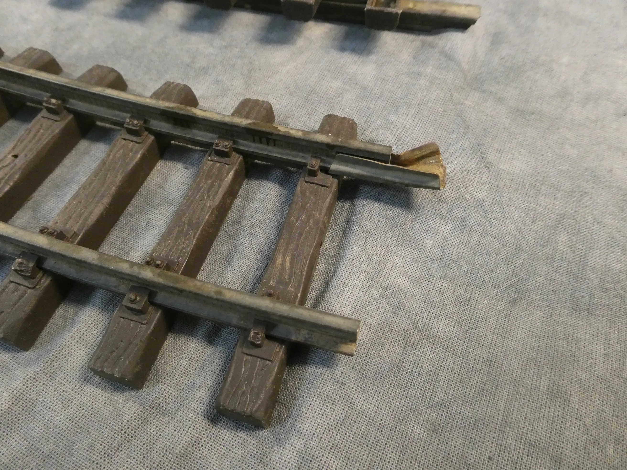 LGB #1600 Brass Curved G Scale Model Railroad Tracks R=1175 - Lot of 4