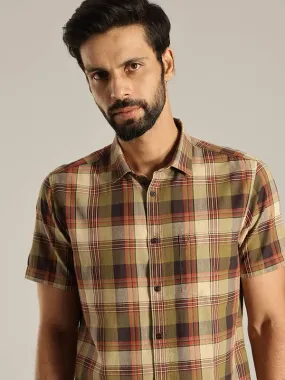 Men Checked Half Sleeve Cotton Shirt