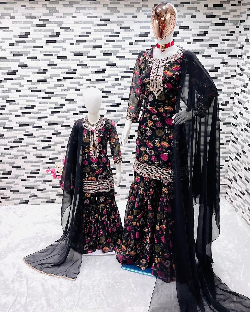 Party wear Mother Daughter Twinning Traditional Dresses