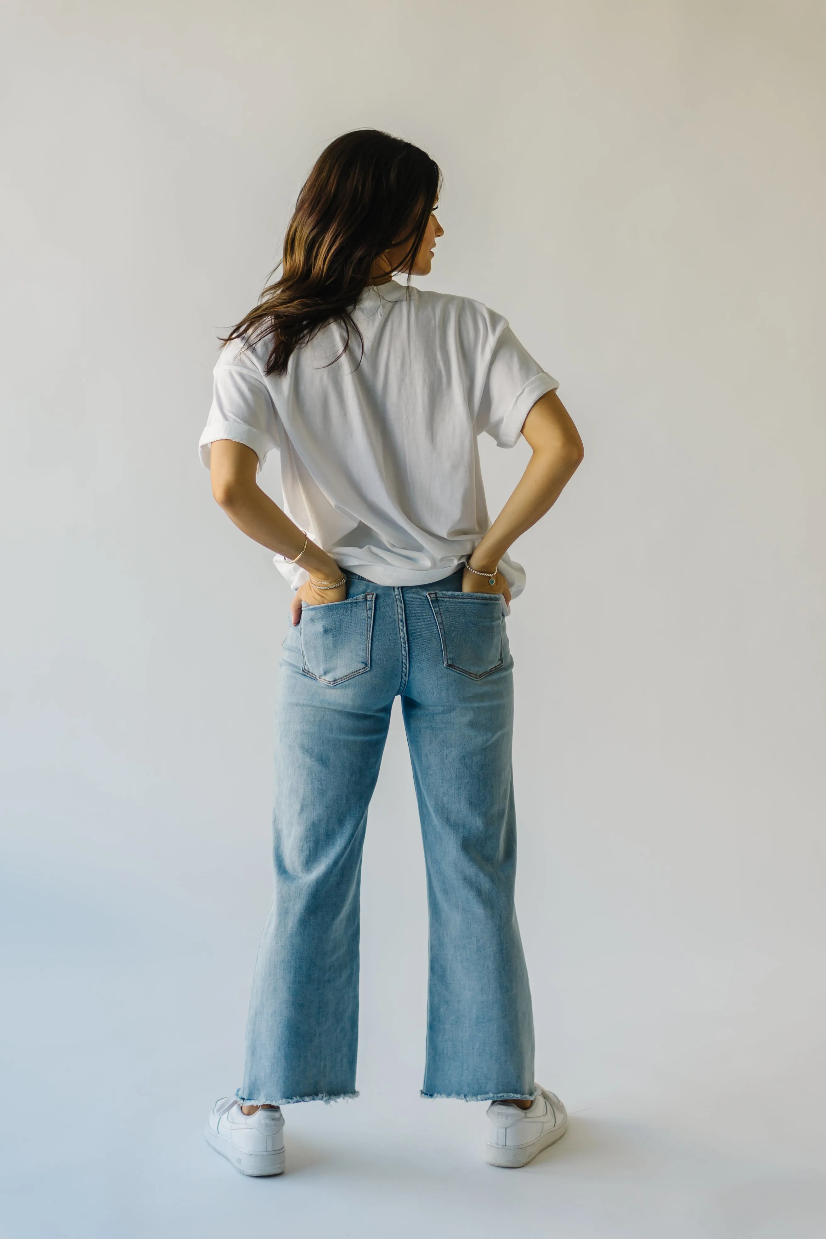 The December Narcissus Tee Vintage White