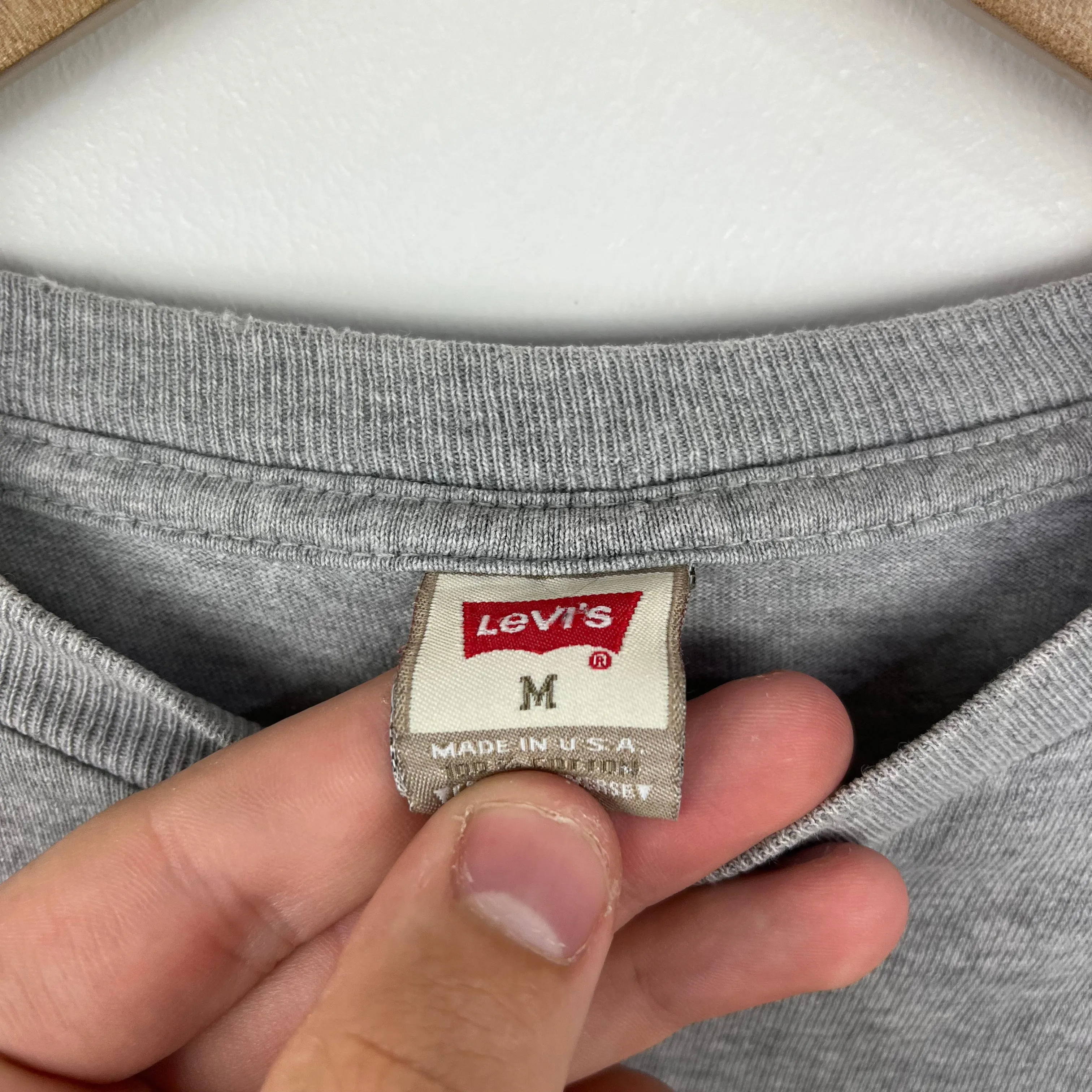 Vintage Levi’s T-Shirt (Medium)