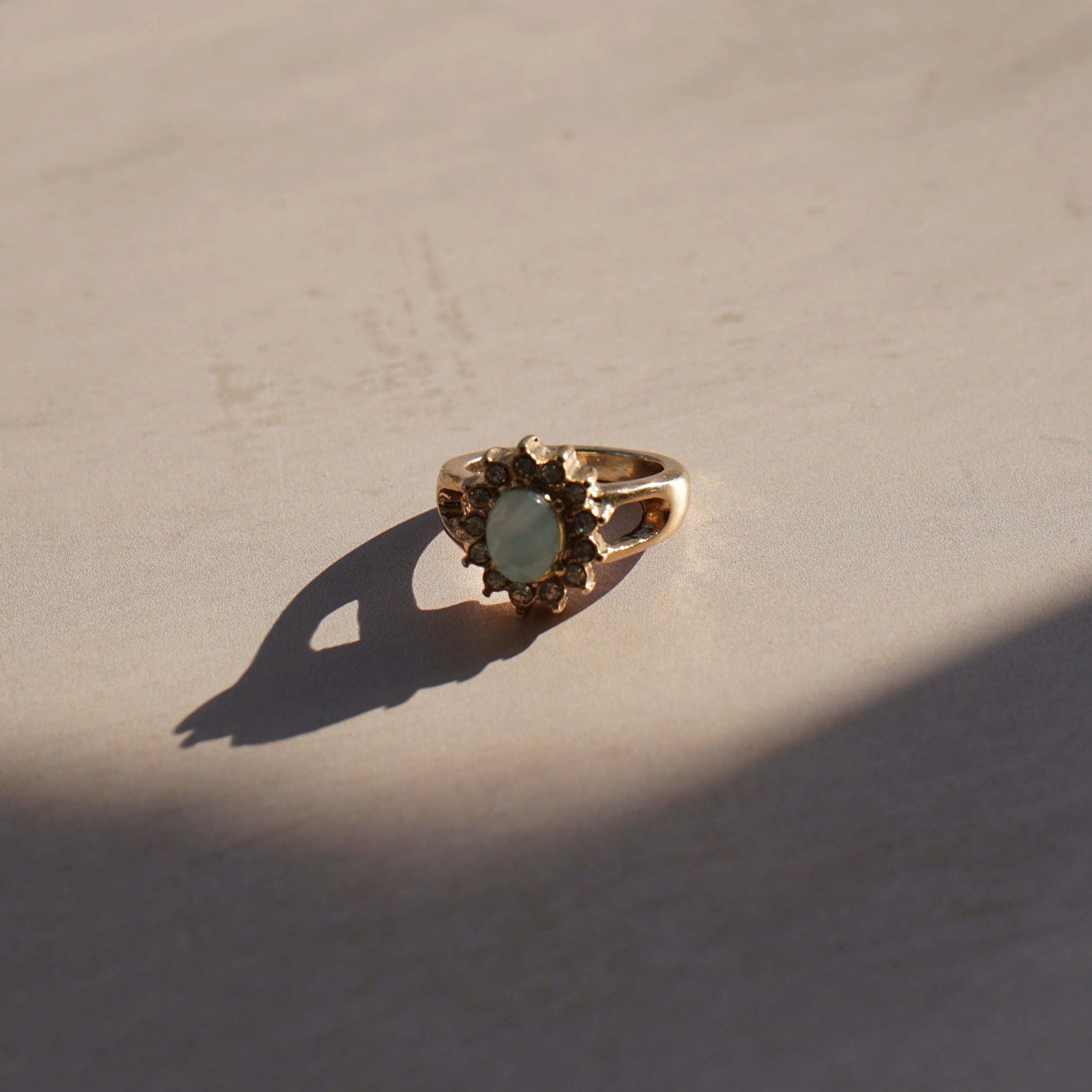 Vintage Statement Floral Crystal Ring