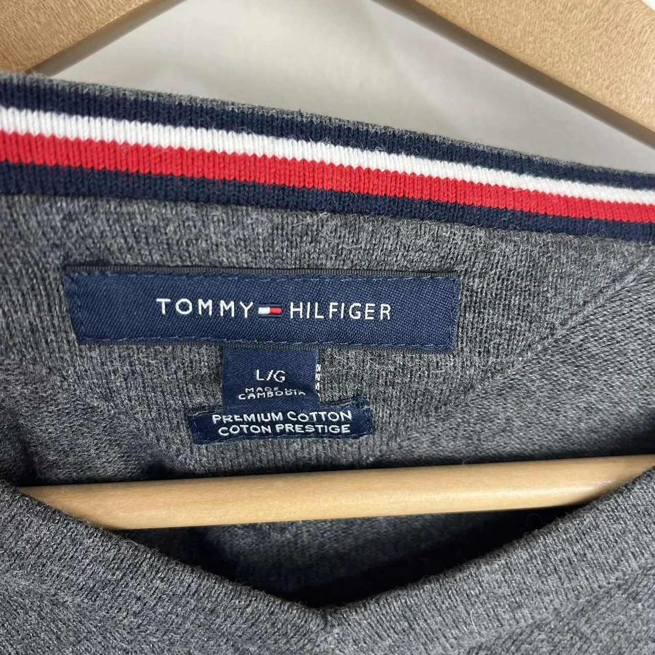 Vintage Tommy Hilfiger Jumper (Large)